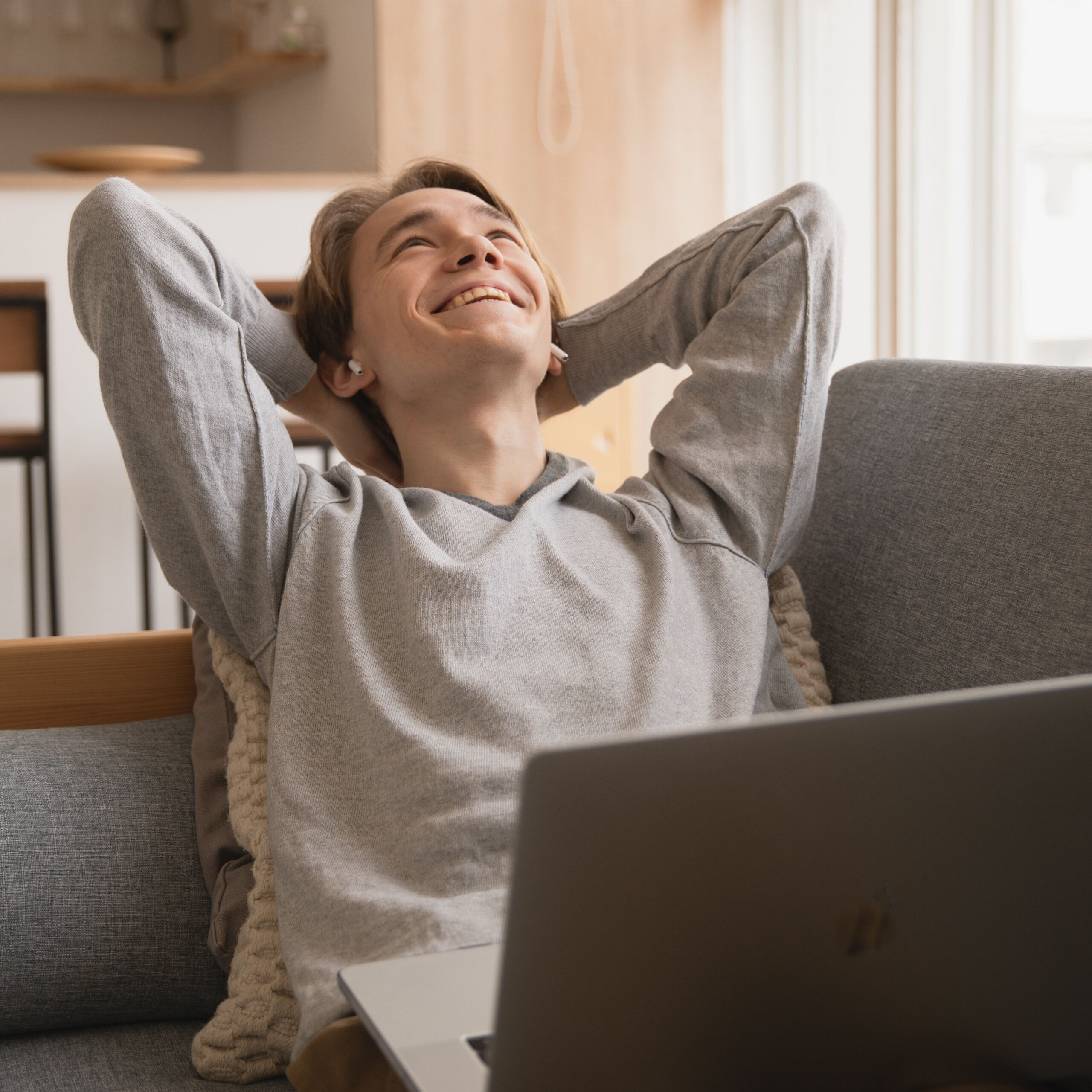 stock photo freude am Computer
